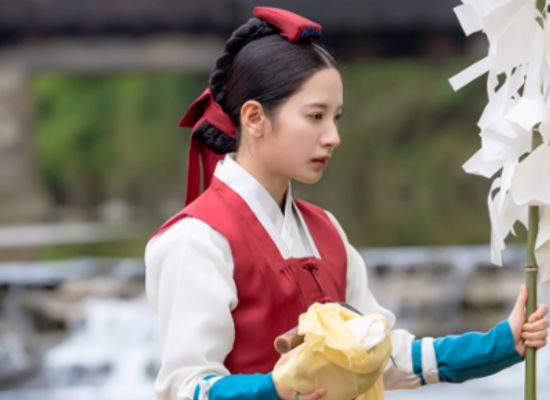 A Safe Peek at The Haunted Palace 2025