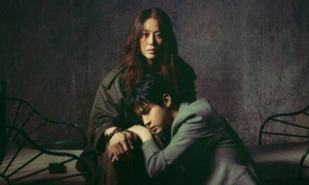 A Safe Peek at Queen Mantis 2025