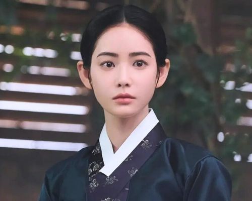 A Comprehensive Look at Moon River 2025